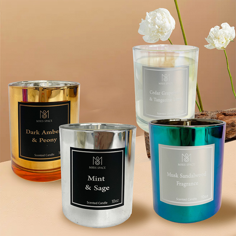 Bougie parfumée à la cire de soja avec mèche en coton et gobelet en verre galvanisé – Logo personnalisé